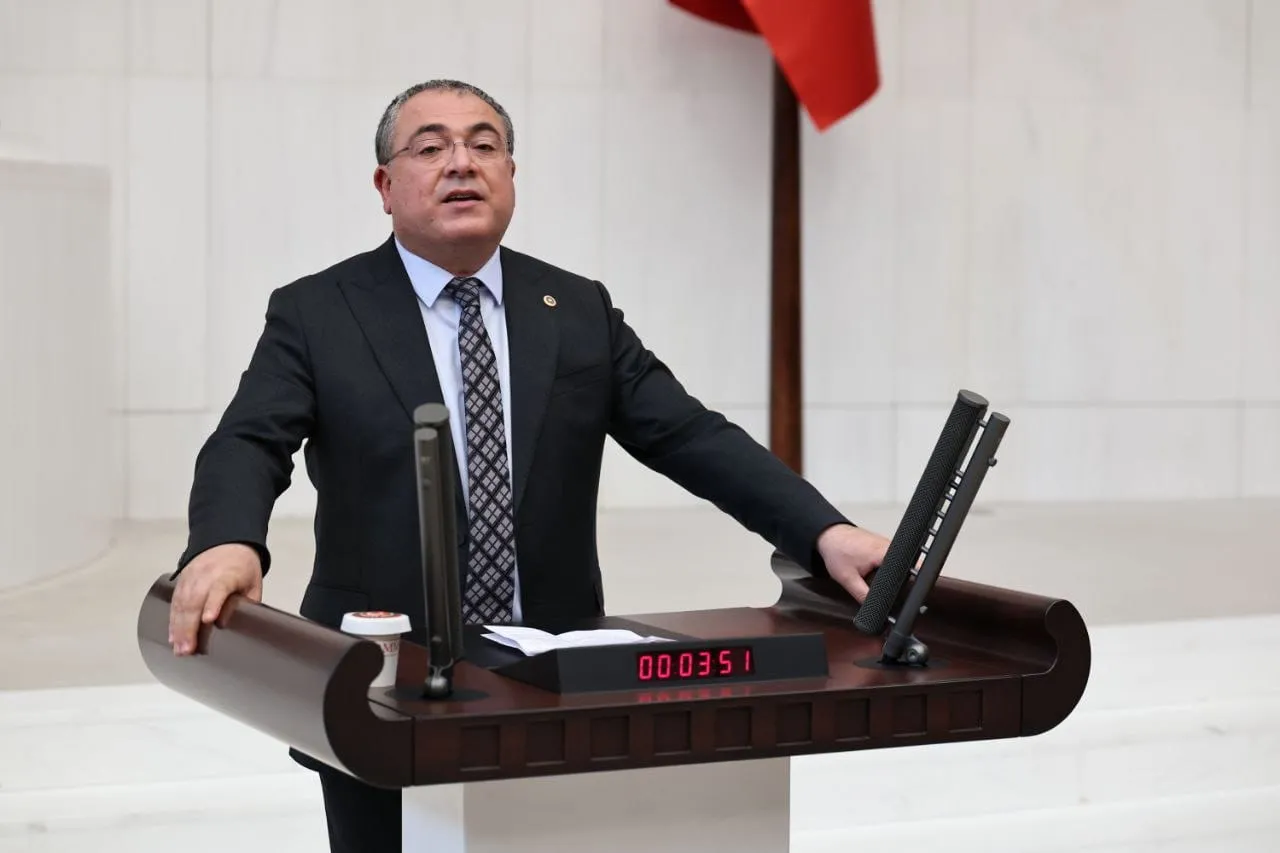 Evrim karakoz Çiftçi üreterek batıyor dedi