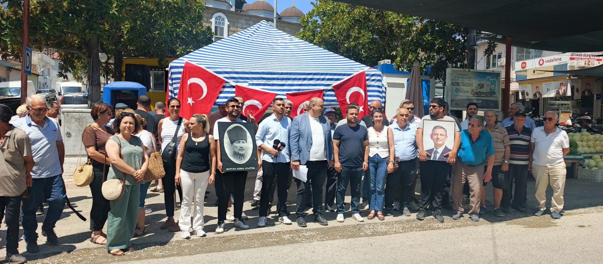 Aydın iline bağlı Bozdoğan ilçesinde CHP'den toplu istifa